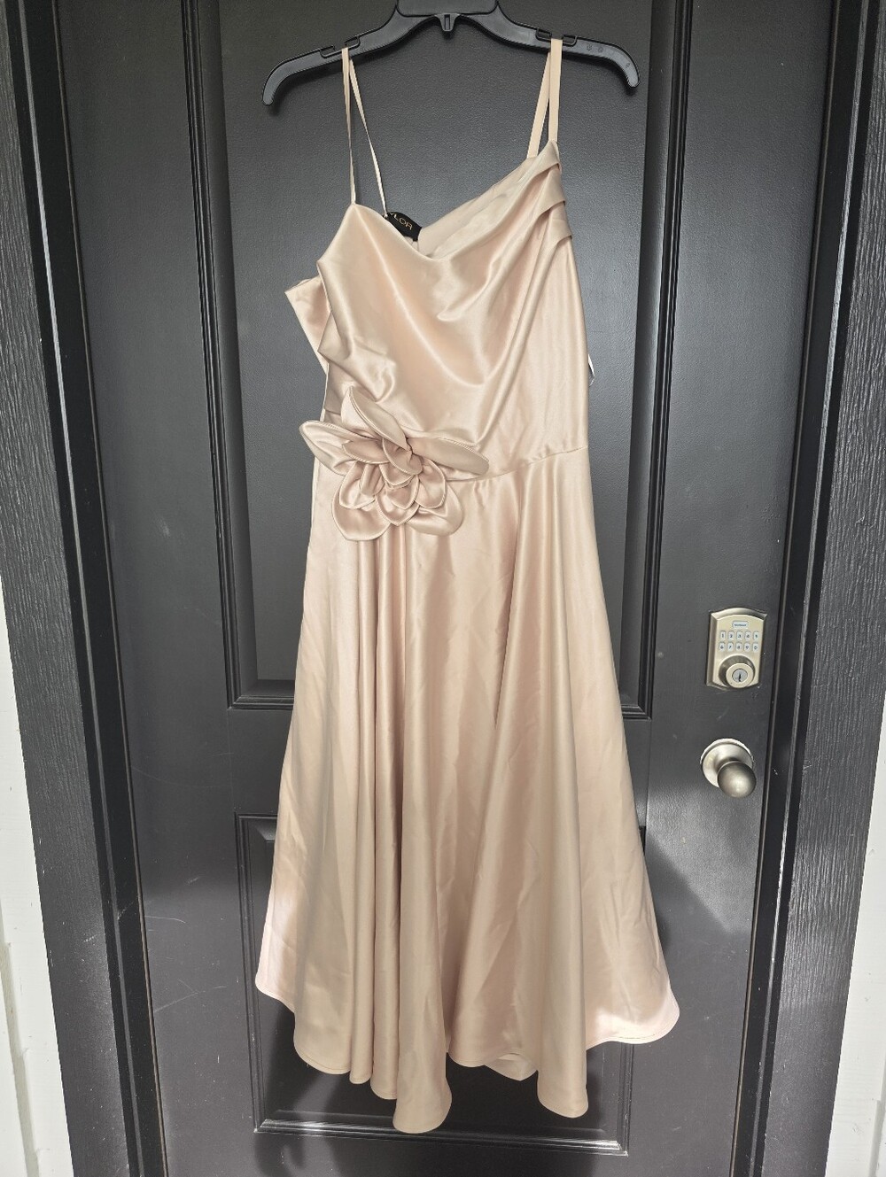Taylor Women’s Satin Formal Dress Size 14 Blush Pink Rosette Spaghetti Flaw $220 - Picture 4 of 13